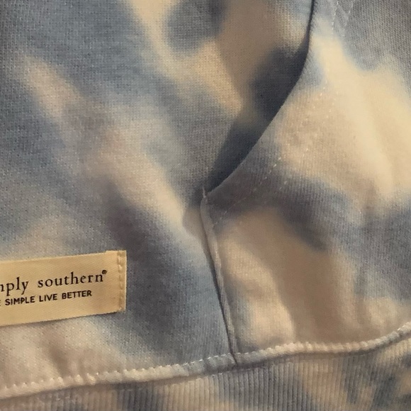 NWT SIMPLY SOUTHERN DAISY BLUE & WHITE TIE DYE PULLOVER LONG SLEEVE JACKET - Picture 4 of 6